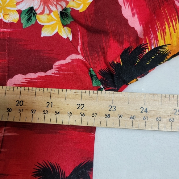 Pacific Legends Mens L Hawaiian Shirt Red PalmTrees Tropical Short Sleeve Beach - Picture 3 of 5